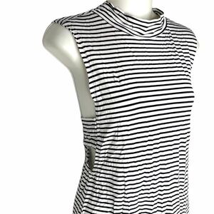 Striped & Stretchy Cutout Top